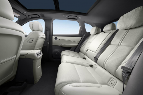 HS6已正式开启预售实力诠释家用车新标杆瓦力棋牌20万左右混动suv推荐！红旗(图3)